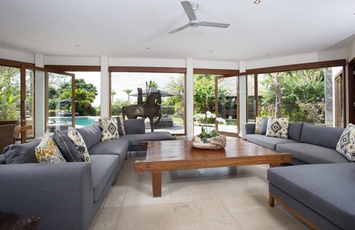 Taman Griya Villa | Majestic 6BR Villa Located In Jimbaran - W/HUGE Swimming Pool!