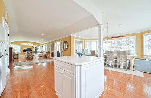 A-Zone House | Majestic beach house to rent! Steps from beach and a 5 minute drive to AC!