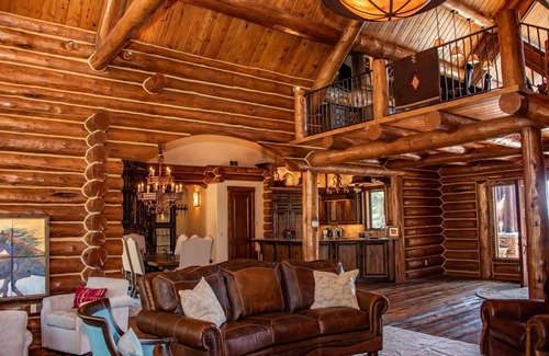 Pagosa Springs House | Majestic Colorado Log Home, Borders National Forest, Stunning