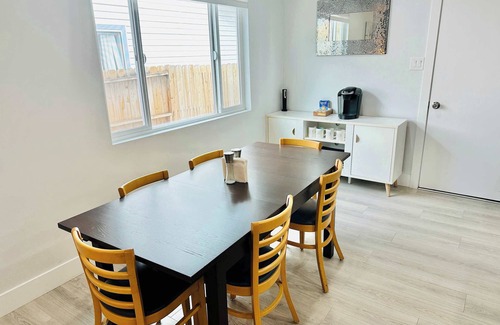 West University House | Majestic Reno Villa/4Bedrooms/Sleeps14