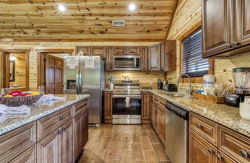 Sevierville Cabin | Majestic Splash-8 Bedroom, Indoor Pool, Hot Tub, $685 FREE tickets each paid day