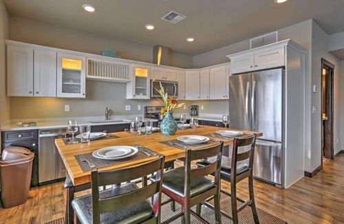 Manson Condo | Majestic Views/Lake Chelan/Pool and Spas!