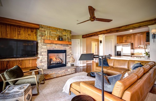 Banner Elk Apartment | Majestic Views with 3 King Bedrooms! The perfect mountain getaway!