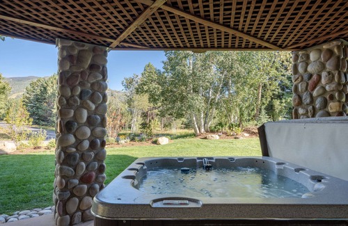 Steamboat Springs House | Majestic Vista Chalet | Private Indoor Pool | Hot Tub | Close to Resort