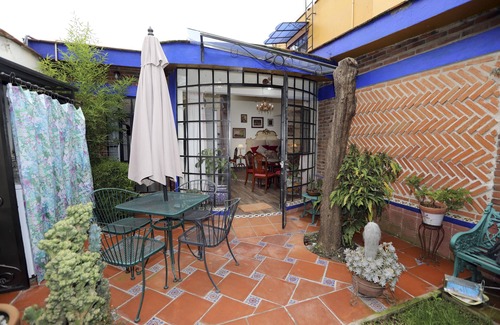Cholula Apartment | Majikal BnB Martinlandia (La Doña)
