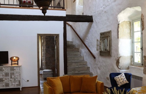 Villarzel-Cabardes House | " Majorelle ", Private Terrace in 13th Century Château