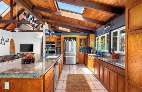 Honaunau-Napoopoo House | Maka Nui Estate Luxury OceanView Retreat Above Kealakekua Bay, Family friendly