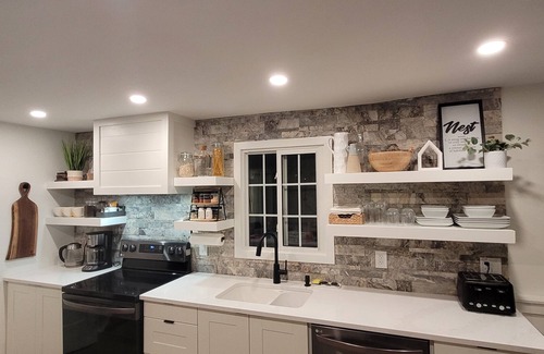 Wasaga Beach Cottage | Make memories at the Jansen Clan Cottage