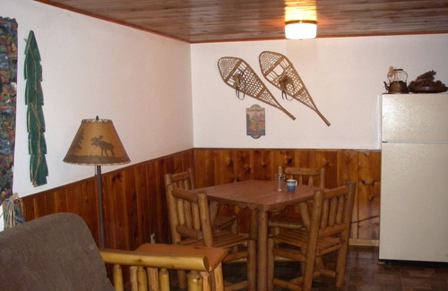 Rapid City Cabin | Make memories from your patio - In Rapid City On Canyon Lake Thirty Minutes from Mt Rushmore