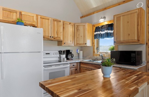 Indian Mountain Cabin | Make memories of a lifetime this Christmas at Mountain Escape! nn