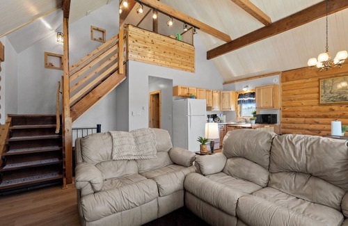 Indian Mountain Cabin | Make memories of a lifetime this Christmas at Mountain Escape! nn