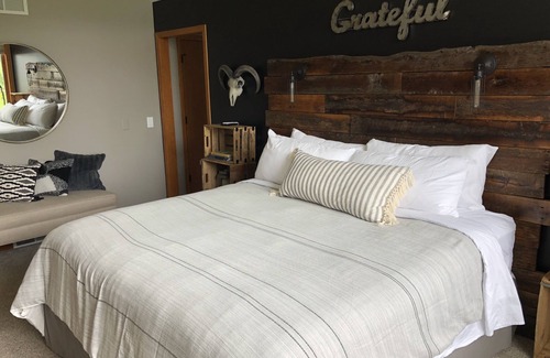 Deerfield Other | Make your escape to Rural Wisconsin. Only 20 miles to Madison
