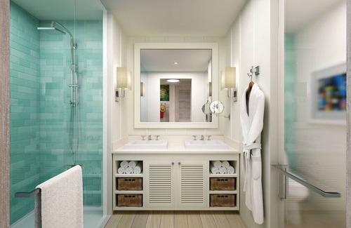 Hollywood Hotel | Make Your Trip More Enjoyable! 2 Relaxing Units, Pets Are Welcome, Pool, Beach!