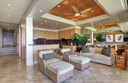 Wailea Condo | Makena Surf | E102 | Beachfront Resort