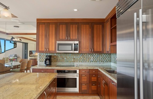 Wailea Condo | Makena Surf | E103 | Beachfront Resort