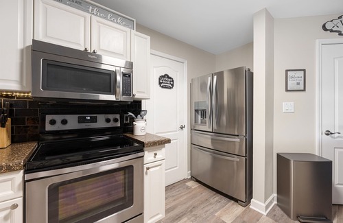 Cornelius Condo | Makin’ Memories at Lake Escape, Lake view, Pool - Lake Norman Vacation Rental