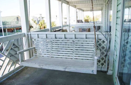 Tybee Island Condo | Makin' Memories South Beach~OceanView 2/2 sleeps 6