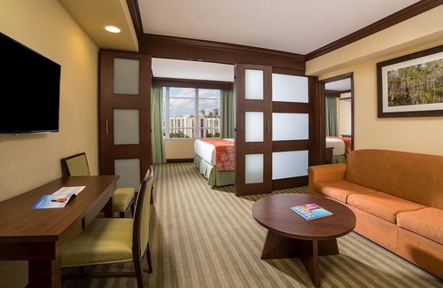 Sunny Isles Beach Resort | Making The Best Memories Along The Way! City View, Pets Allowed, Beach