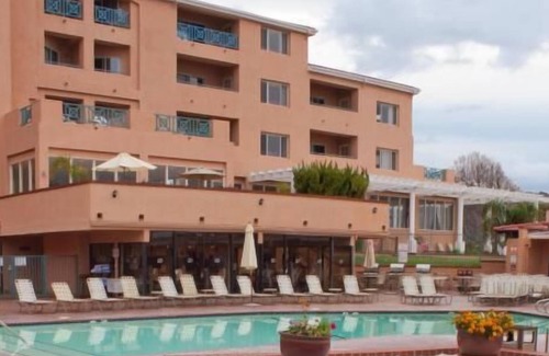 Avila Beach Resort | Making The Best Memories Along The Way! 3 Modern Units, Free Parking, Pool