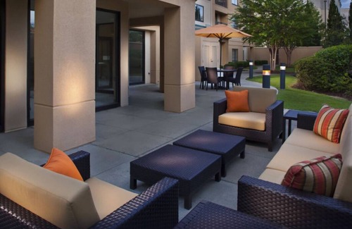Crestline Heights House | Making The Best Memories Along The Way! Free Parking, Pets Are Welcome!