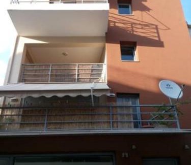 Mesolongi Apartment | Makis rooms A