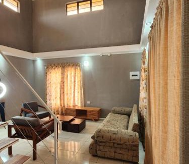 Kgatleng Hotel | Makua Bush Hotel