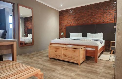 Kgatleng Hotel | Makua Bush Hotel