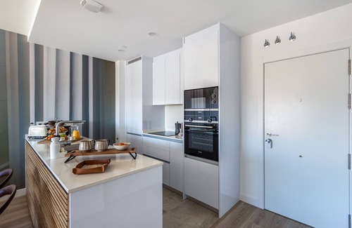 Palma-Palmilla Condo | Malaga Skyline 4 Pool & Parking Free