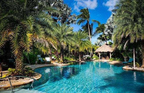 Islamorada House | Malayan Palm North 2 Bedrooms, 1 Bath, Garden View