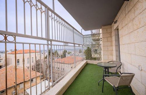Jerusalem Apartment | Malchus 3 BR Apartment Very special