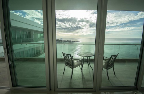 Ferrocarrilera Condo | Malecon Location Torre eMe #1501 with Pool