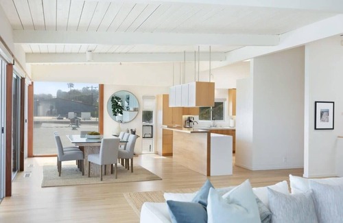 Central Malibu House | Malibu Cove Colony Beach by Stay Awhile Villas