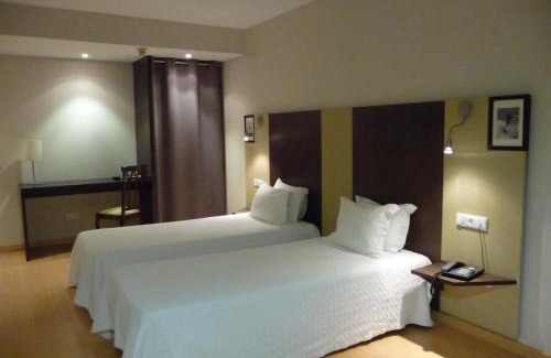 Figueira da Foz Hotel | Malibu Foz Hotel - La Maison Younan