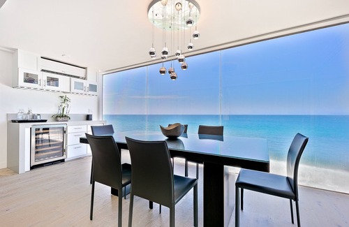 Eastern Malibu House | Malibu Modern Paradise , Ocean front, Amazing Ocean Views, with Spa