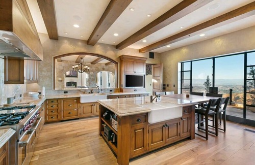Malibu House | Malibu Rocky Oaks by Stay Awhile Villas