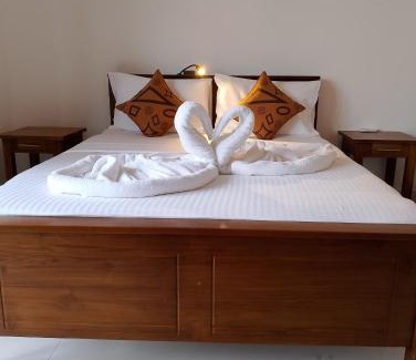 Mahasenpura Hotel | Malindu Yala Gate