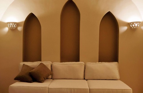 Luxor House | Malkata House Luxe Ground Floor Suite: Pool & Dine