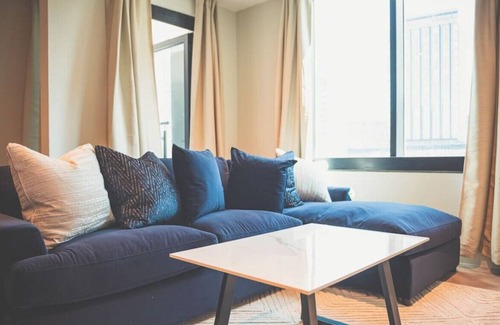 The Docks Apartment | Malmaison Apt 10 · Stunning lux 1bed apt | balcony | city views