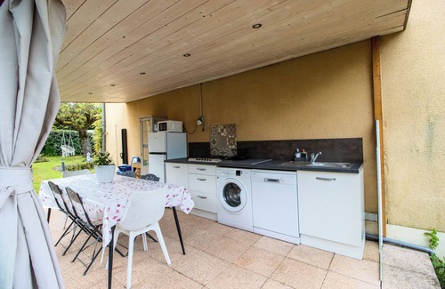 Saint-Julien-de-Lampon House | Maloan – Air-Conditioned House with Private Pool & Outdoor Kitchen in Dordogne