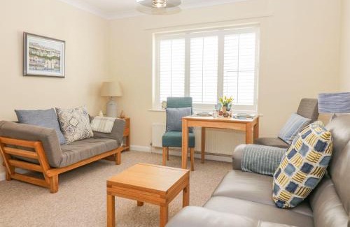 Dawlish House | Malting Cottage