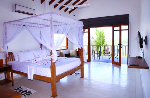 Aluthgama Hotel | Malu Banna