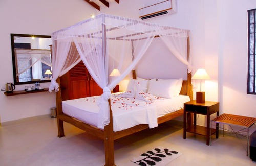 Aluthgama Hotel | Malu Banna