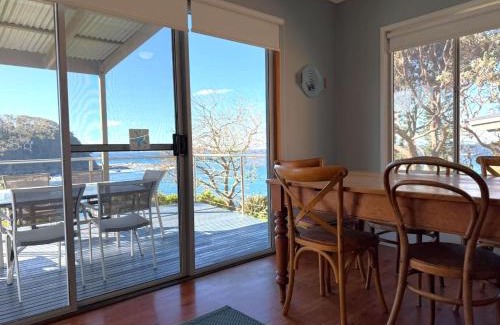 Malua Bay House | Malua Bay Waterfront Pet Friendly Cottage with WiFi