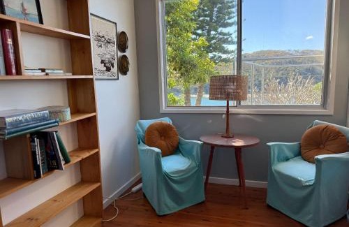 Malua Bay House | Malua Bay Waterfront Pet Friendly Cottage with WiFi