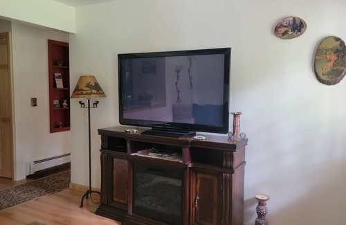 Saranac Lake Cabin | Mama Bear's Cabin