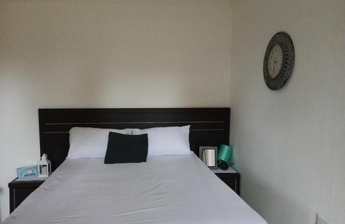 Kareeberg House | Mama Olly & Sons Guest House