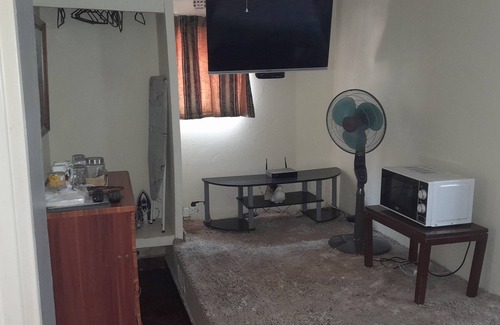 Lusaka Cottage | Mambilima Furnished Guest Wing