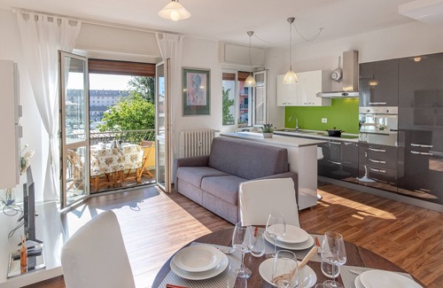 Intra Apartment | Mameli Palace