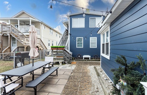 North Wildwood Cottage | Mamma Mary's Beach Retreat!