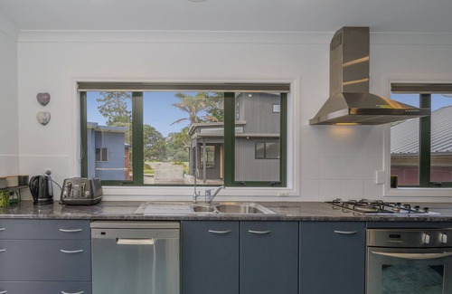 Tairua House | Manaia Magic - Tairua Holiday Home